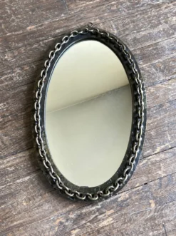 Miroir chaine brutaliste en fer battu 1960 h55cm