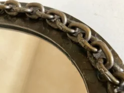 Miroir chaine brutaliste en fer battu 1960 h55cm