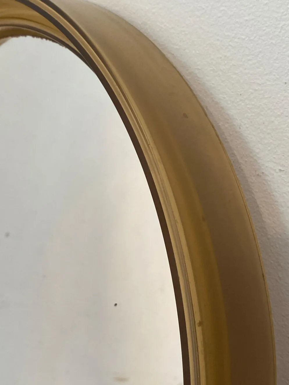 Miroir circulaire en plastique, brun fumé, années 70