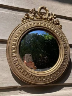 Miroir convexe dit miroir de sorcière