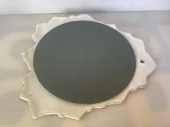 Miroir céramique bord dentelé avec une fleur