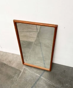 Miroir danois en teck milieu du siècle moderne de Vildbjerg Møbelfabrik, années 1960