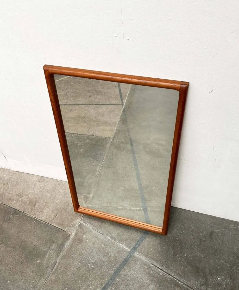Miroir danois en teck milieu du siècle moderne de Vildbjerg Møbelfabrik, années 1960