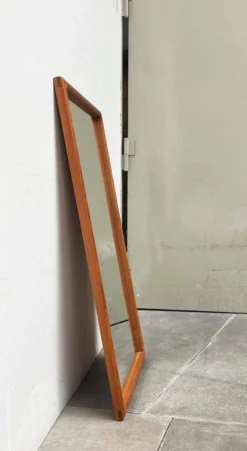Miroir danois en teck milieu du siècle moderne de Vildbjerg Møbelfabrik, années 1960