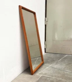 Miroir danois en teck milieu du siècle moderne de Vildbjerg Møbelfabrik, années 1960