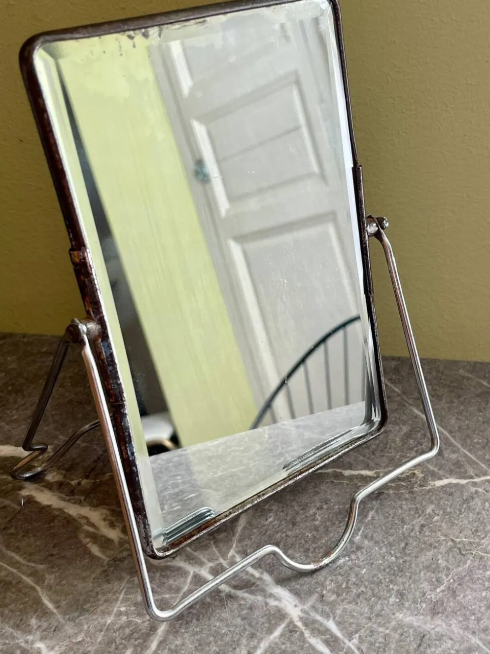 Miroir de barbier vintage