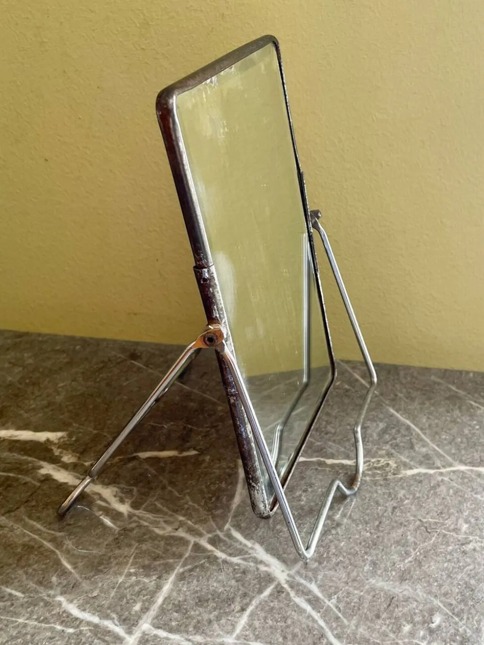 Miroir de barbier vintage