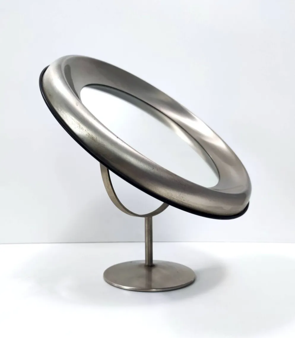 Miroir de courtoisie rond en laiton anodisé, attribution à Sergio Mazza, Italie