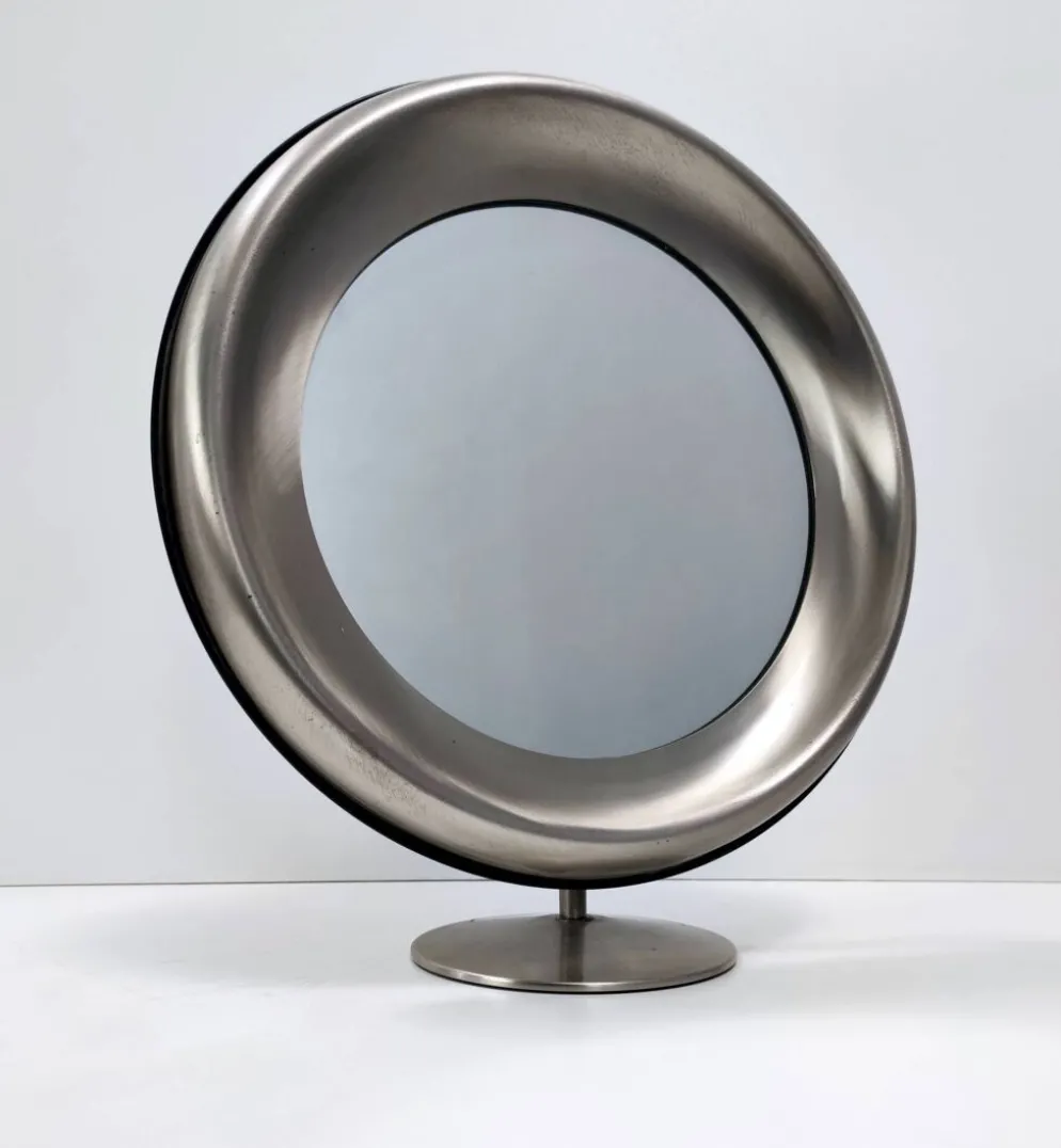 Miroir de courtoisie rond en laiton anodisé, attribution à Sergio Mazza, Italie