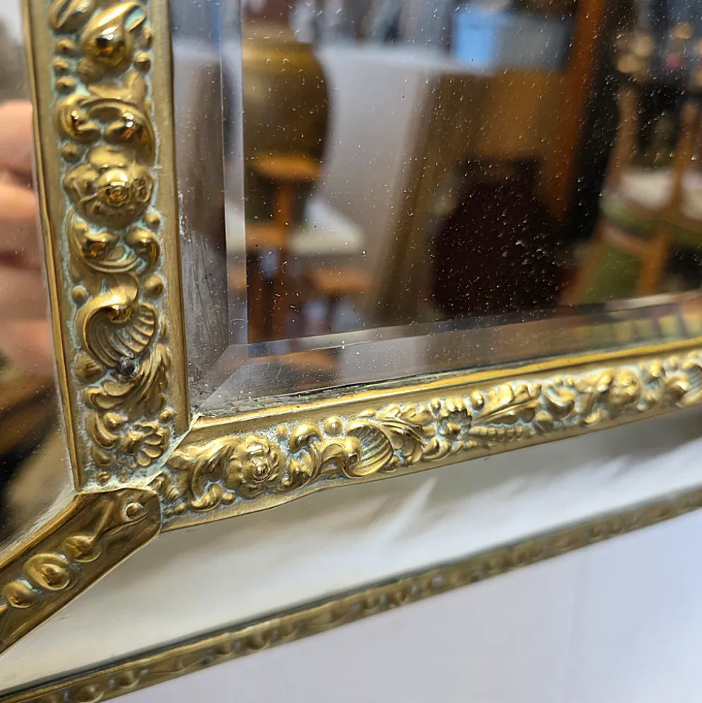 Miroir de coussin français richement décoré du début du 19e siècle