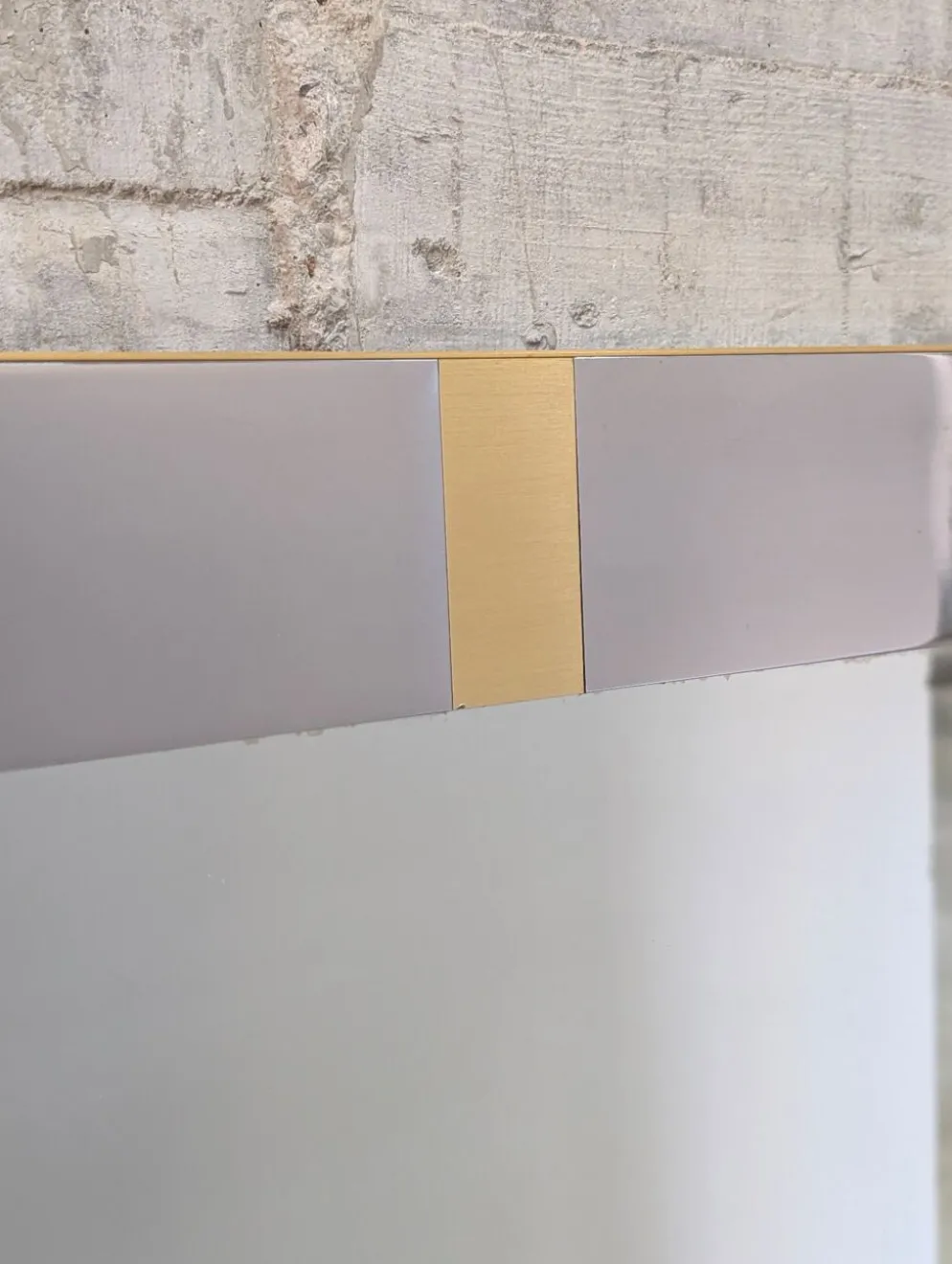 Miroir de maquillage éclairé par Gaetano Sciolari en chrome et laiton, Italie, années 1970
