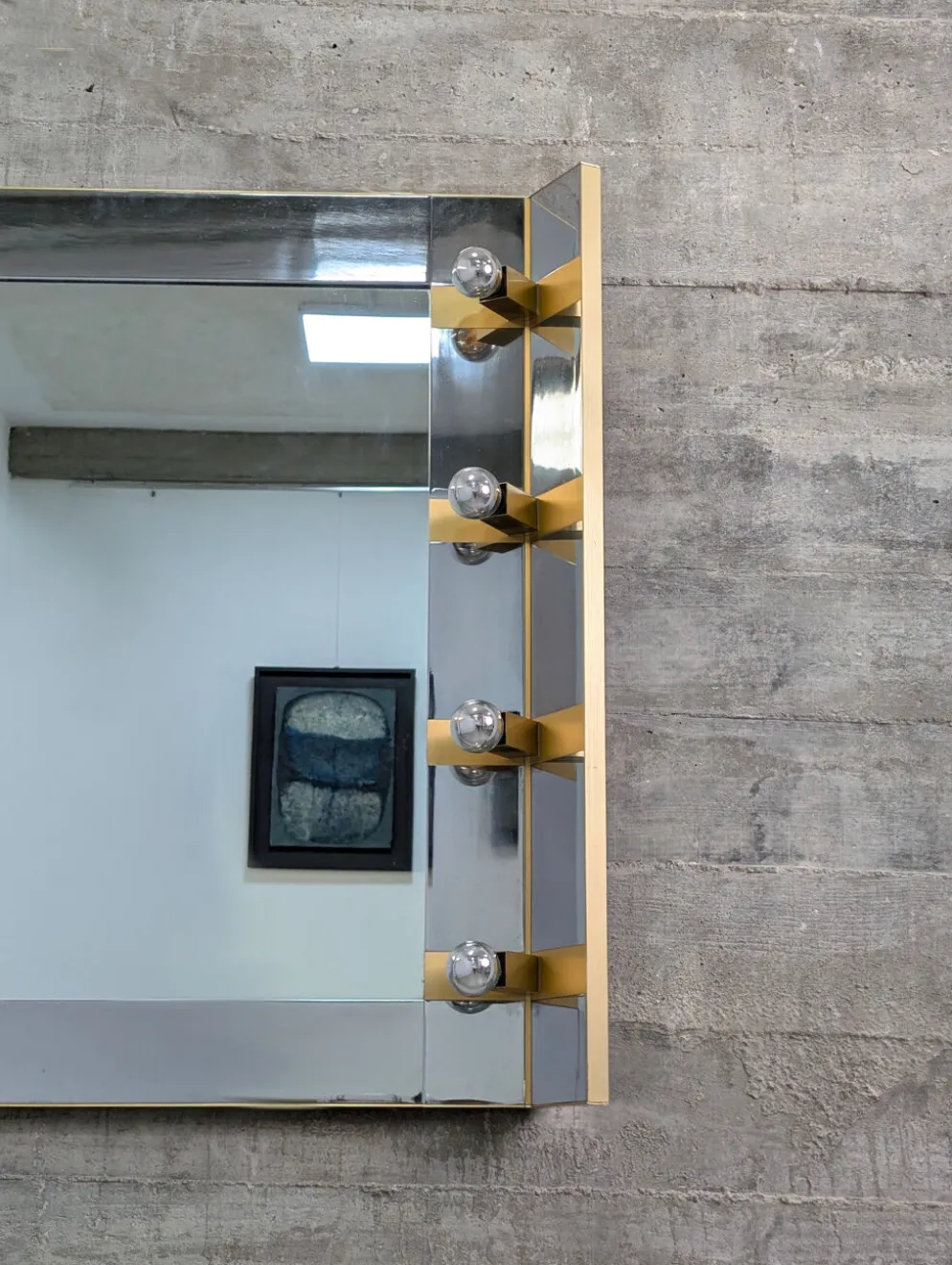 Miroir de maquillage éclairé par Gaetano Sciolari en chrome et laiton, Italie, années 1970