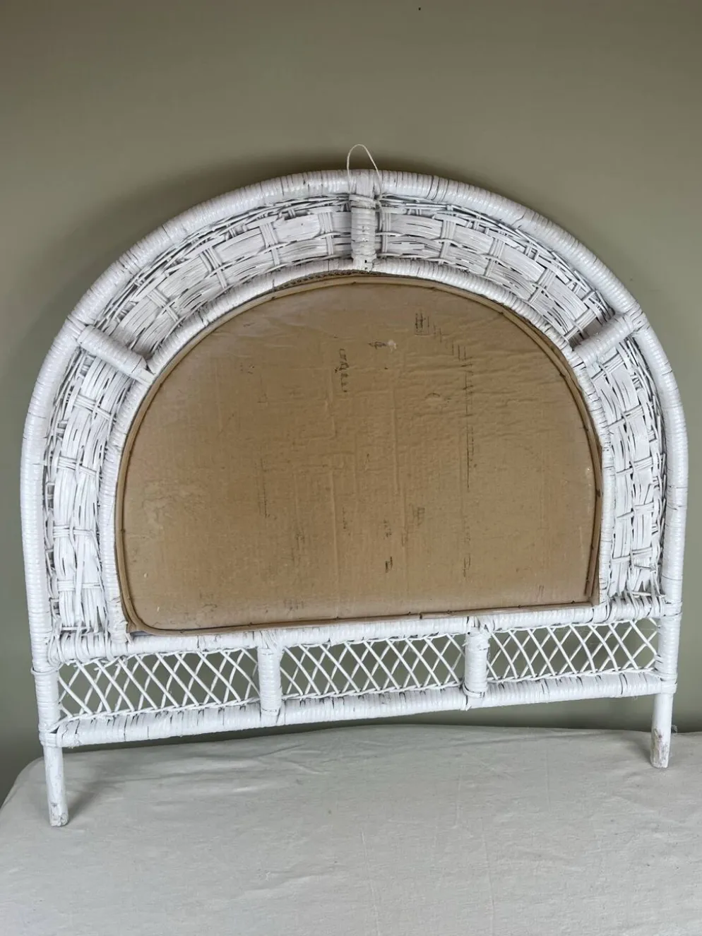 Miroir demie lune en osier