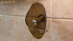 Miroir de salle de bain vintage avec crochets