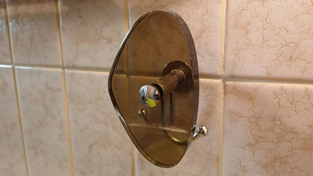 Miroir de salle de bain vintage avec crochets