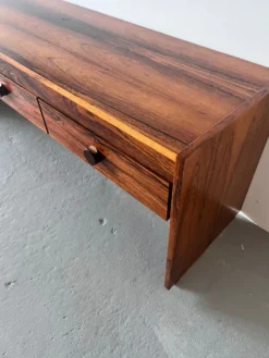 Miroir des années 1970 avec armoire, Norvège