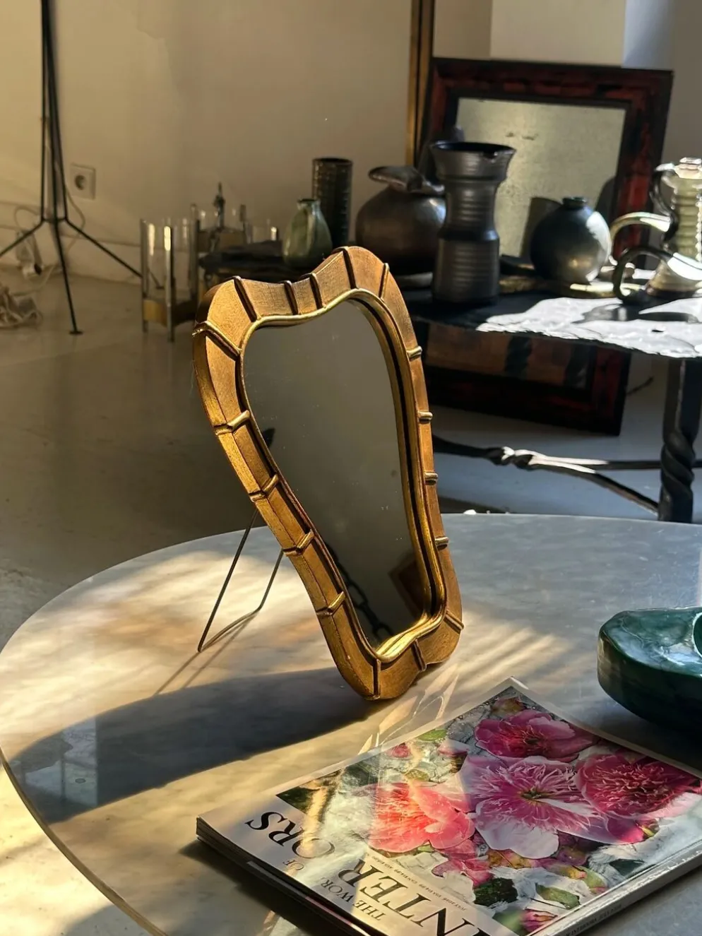 Miroir de table italien en bois doré, années 1950