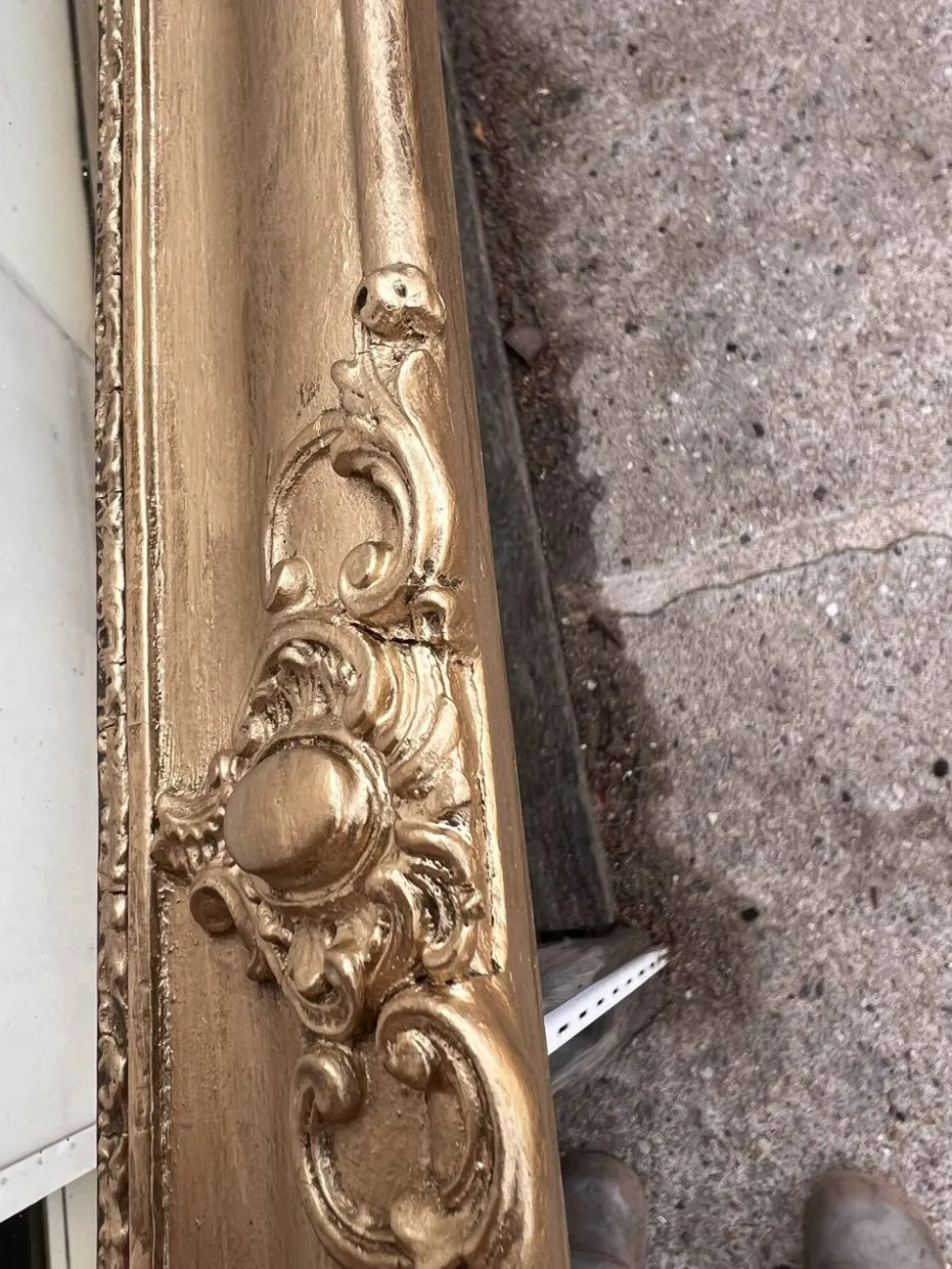 Miroir doré