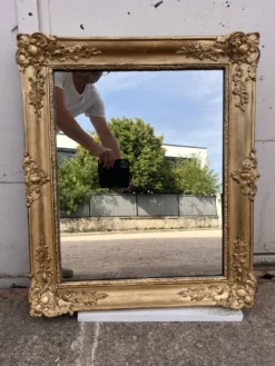 Miroir doré