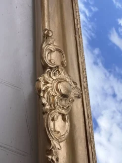 Miroir doré