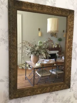 Miroir doré ancien