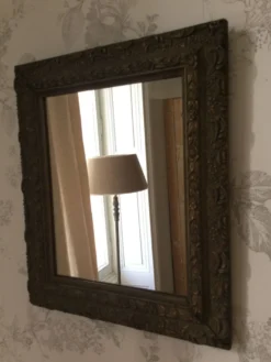 Miroir doré ancien