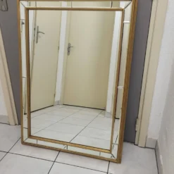 Miroir doré et biseauté à parecloses DeKnudt, Belgique 1960-70