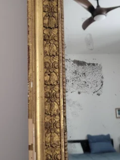 Miroir doré stuc et bois Empire