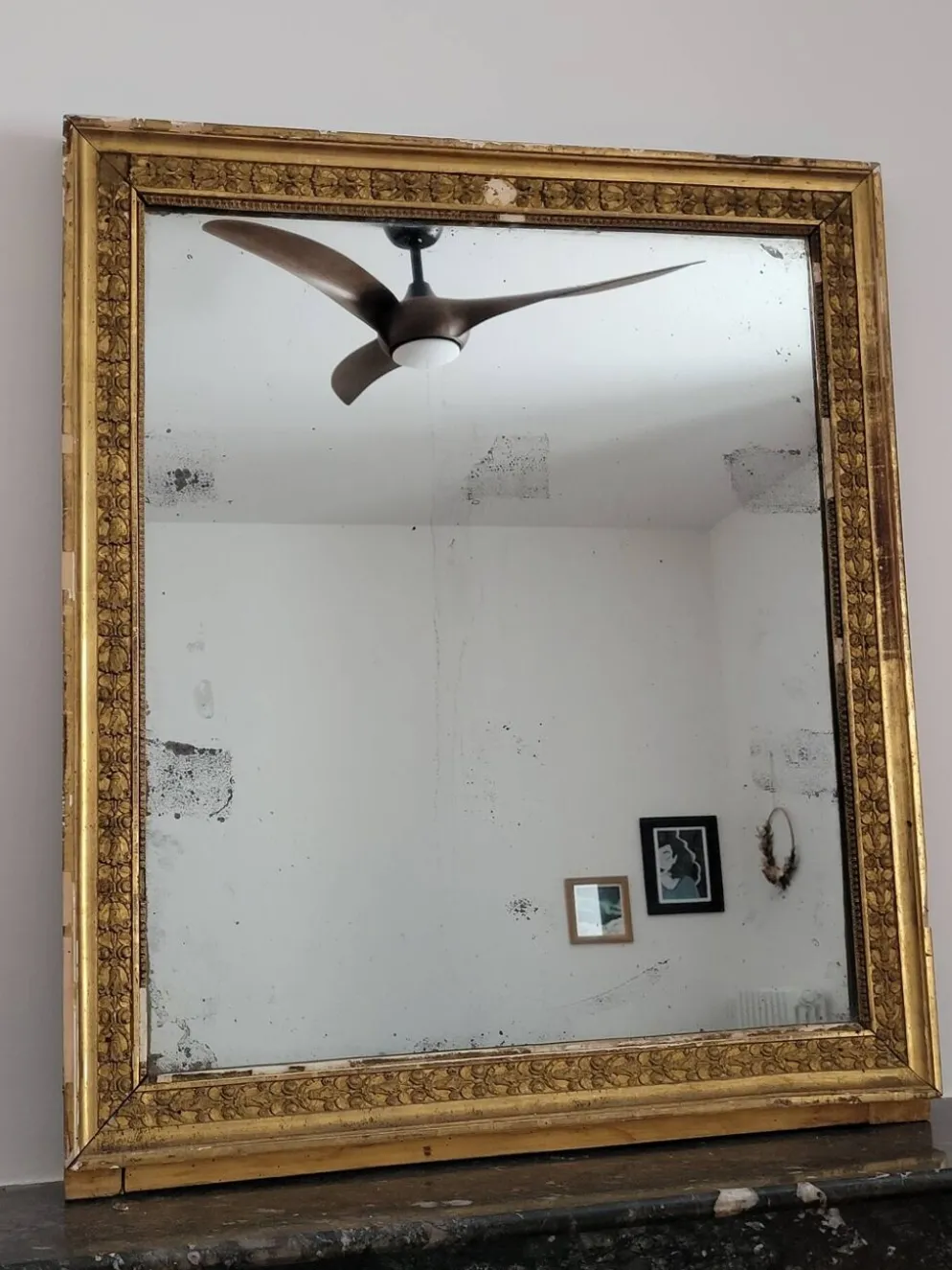 Miroir doré stuc et bois Empire