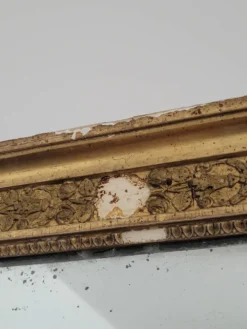 Miroir doré stuc et bois Empire