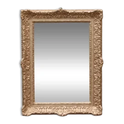 Miroir doré vintage en bois et stuc, décor rocaille – 72 × 54 cm