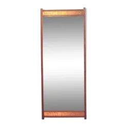 Miroir en bois de teck avec bande en relief en cuivre