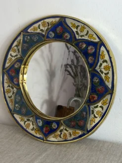 Miroir en bois peint et verre