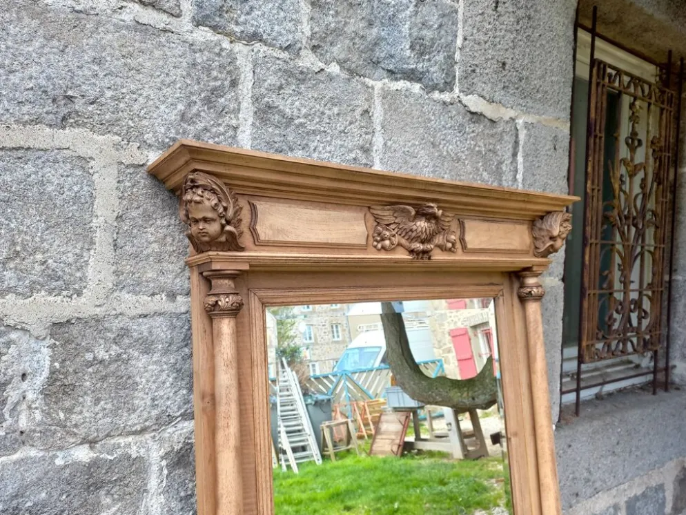 Miroir en bois sculpté, 168x112 cm
