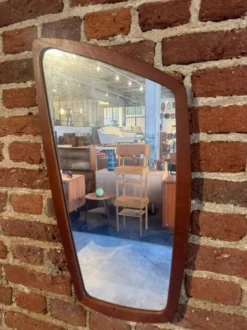 Miroir encadré en teck, Danemark 1960
