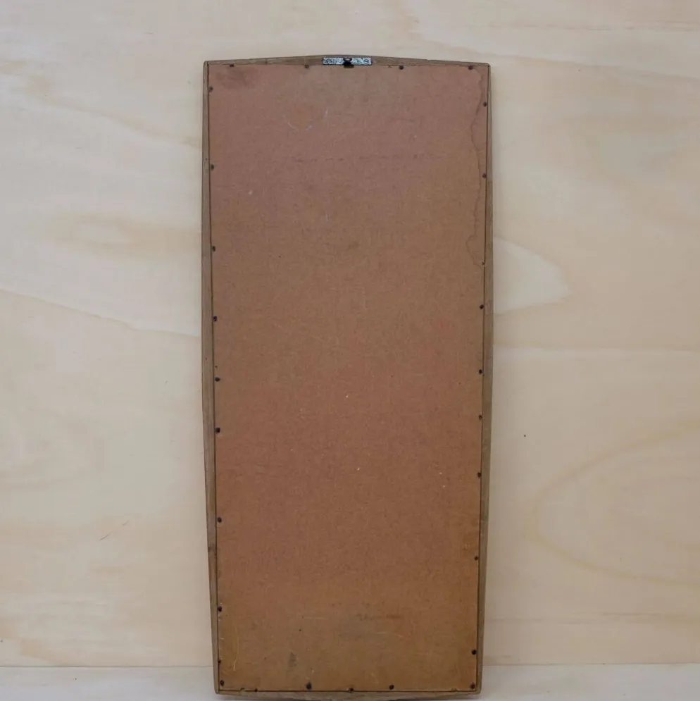 Miroir en chêne des années 60, 84 x 38.5 cm.