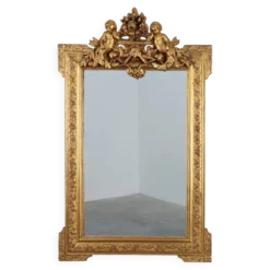 Miroir en chêne doré richement sculpté de style rococo français, 19e siècle