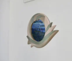 Miroir en céramique, années 70, signé.