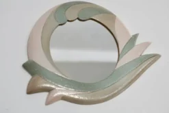 Miroir en céramique, années 70, signé.
