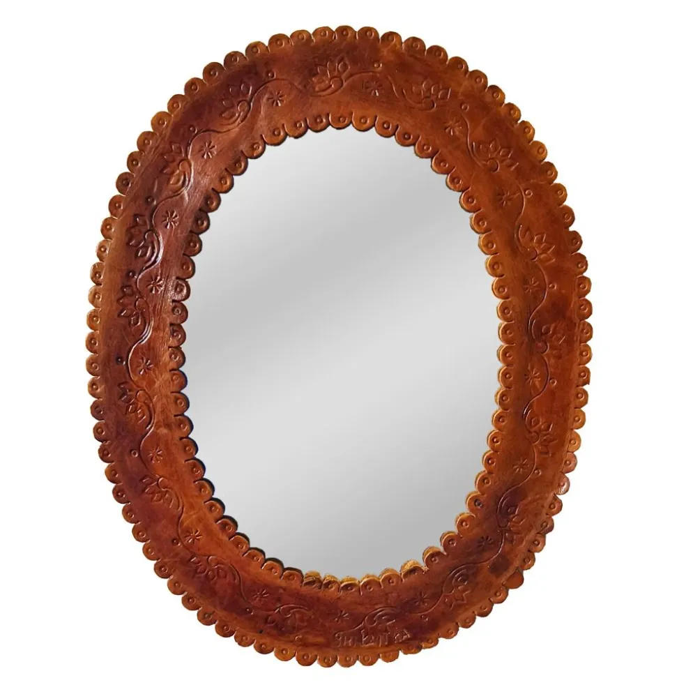 Miroir en cuir repoussé, Sri Lanka, 1960s