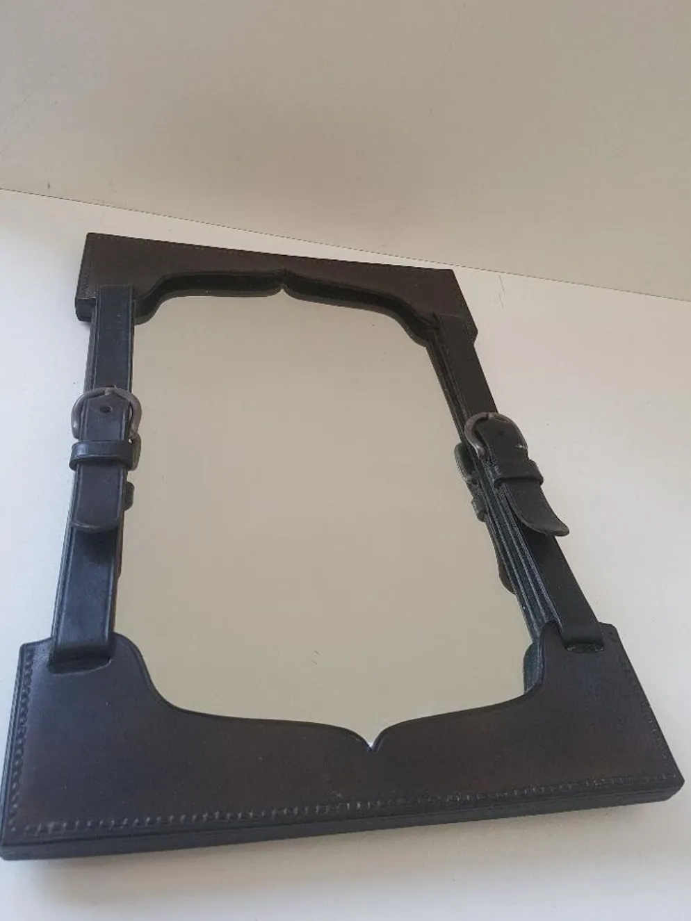 Miroir en cuir 26x38cm