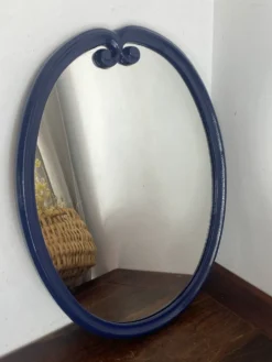 Miroir en fonte bleu nuit