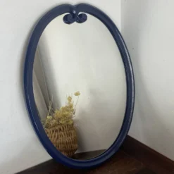 Miroir en fonte bleu nuit