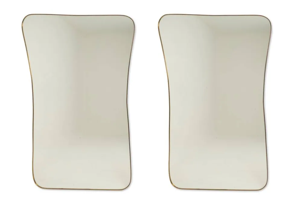 Miroir en laiton doré dans le style de Gio Ponti. Années 1980/90.