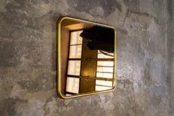Miroir en métal doré, Italie années 1970