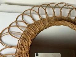 Miroir en osier vintage