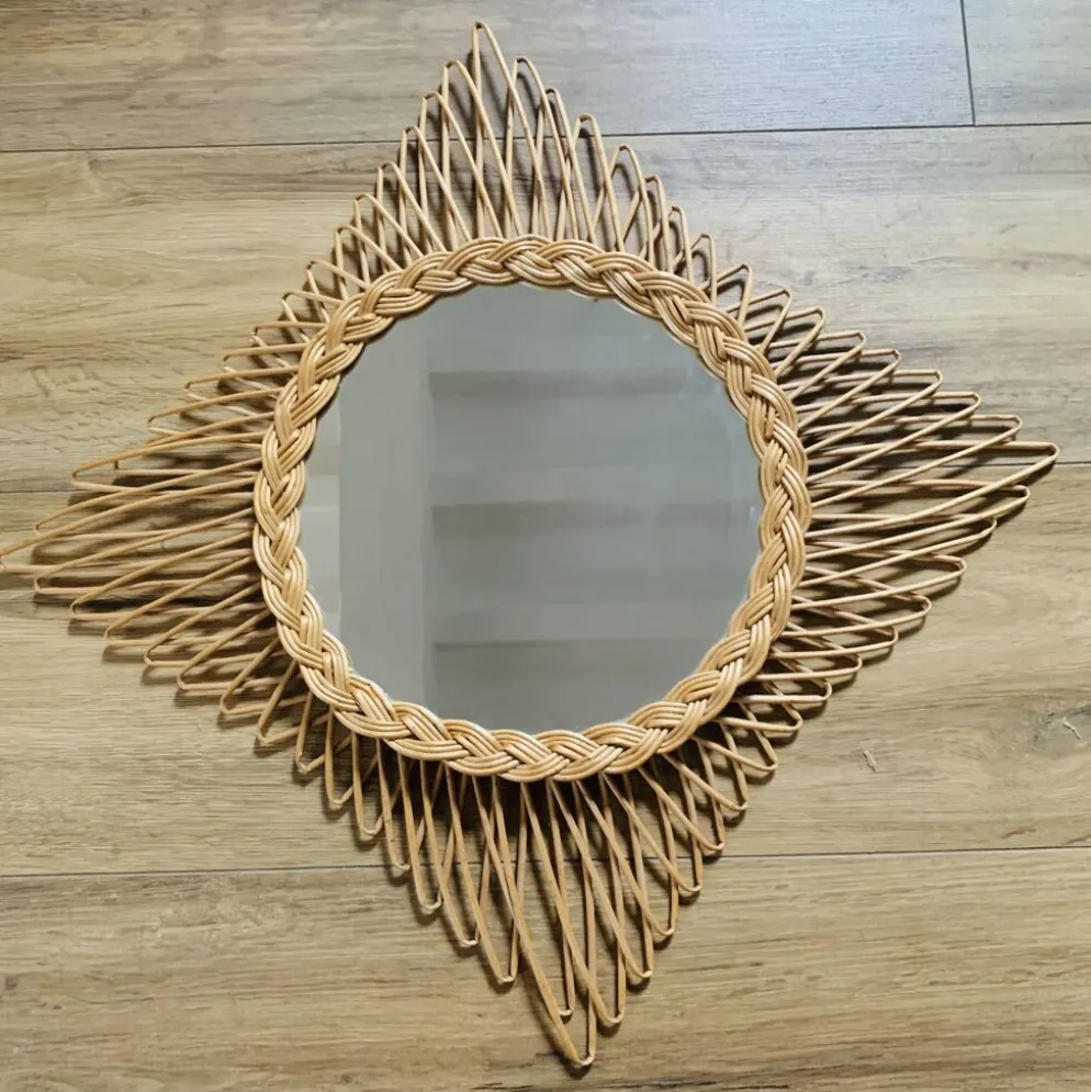 Miroir en osier vintage