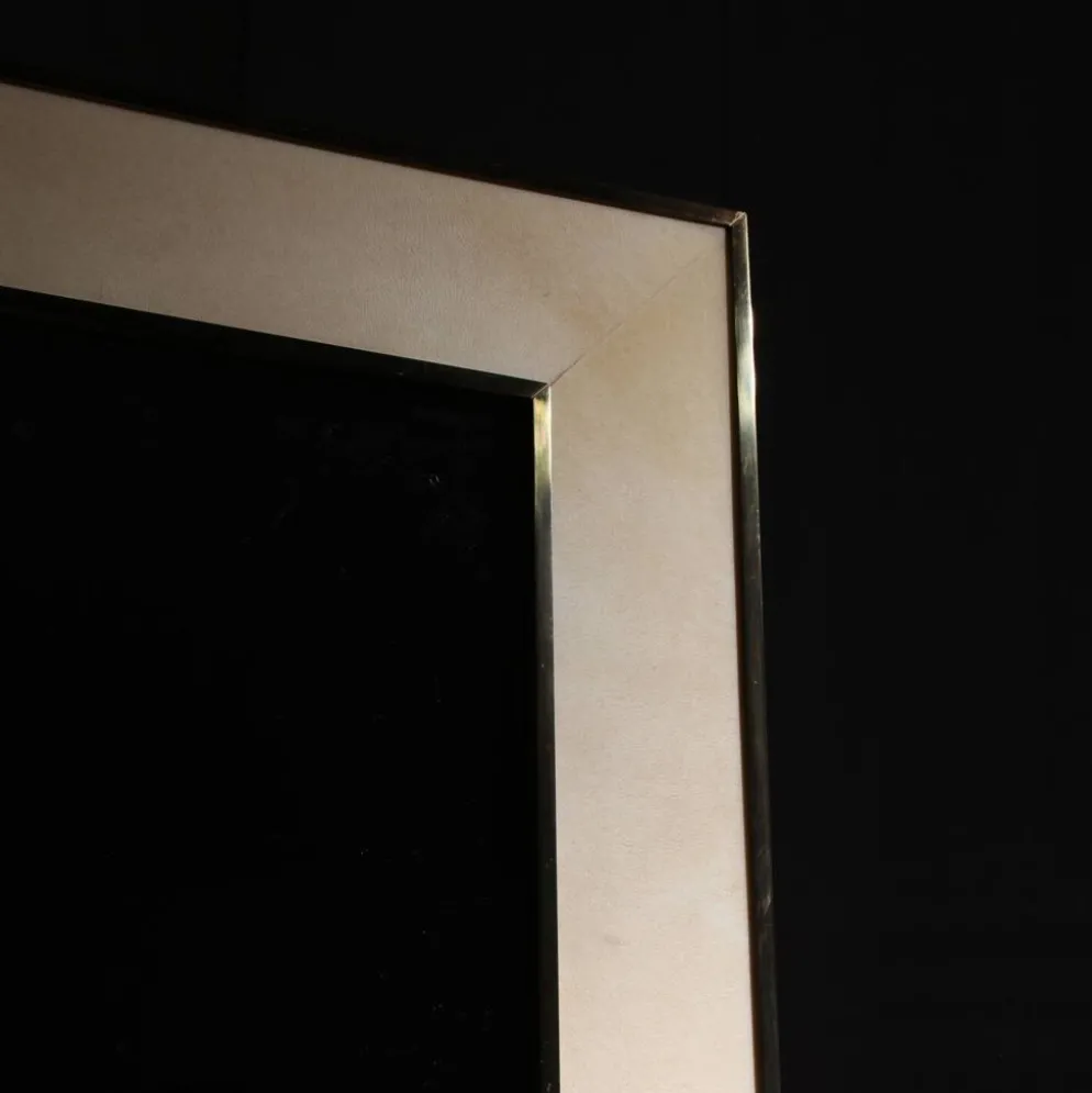 Miroir en parchemin de chèvre laqué par Aldo Tura, Italie années 1970