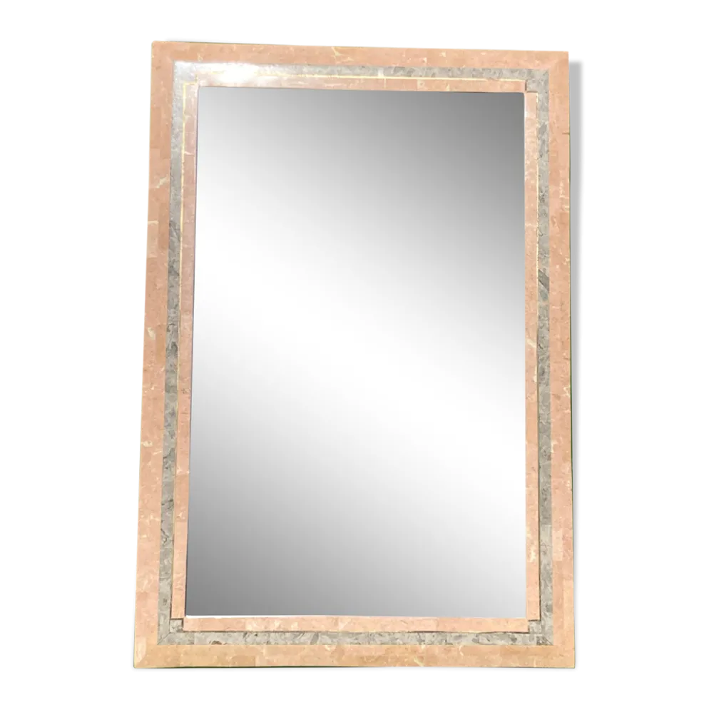 Miroir en pierre de corail rouge pavé par Maitland Smith dans les années 1970 75x110cm