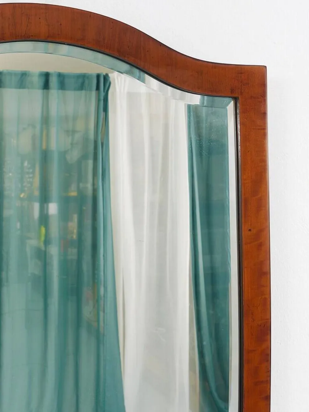 Miroir en poirier de style Biedermeier, Vienne, années 1820